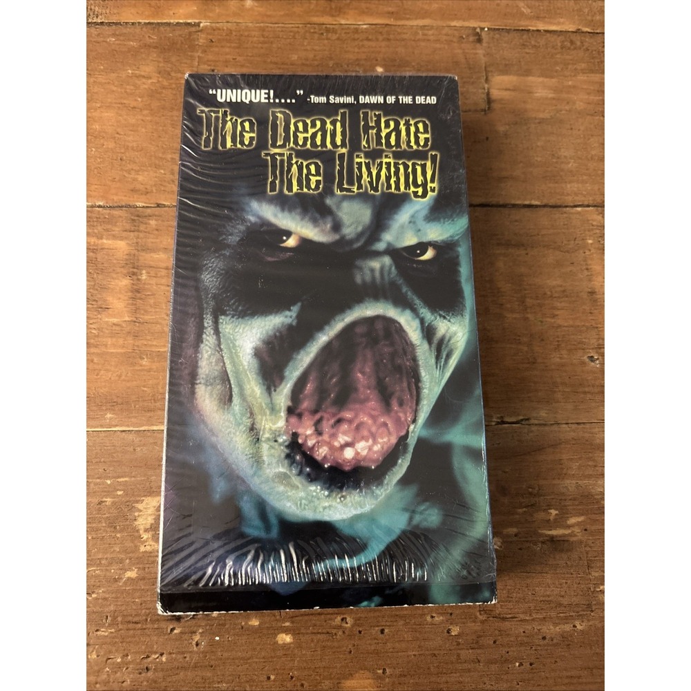 THE DEAD HATE THE LIVING VHS RARE OOP HORROR ZOMBIE RE-ANIMATOR (26)